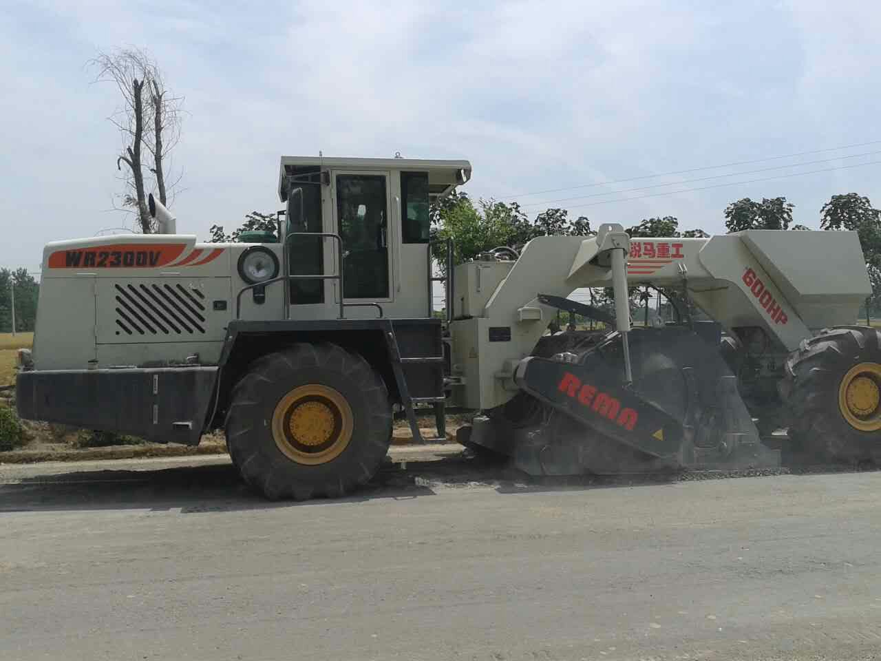 WR2300V，淮陽省道冷再生